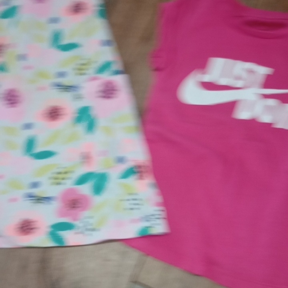 Colorful Kids Clothing Set - Picture 7 of 10